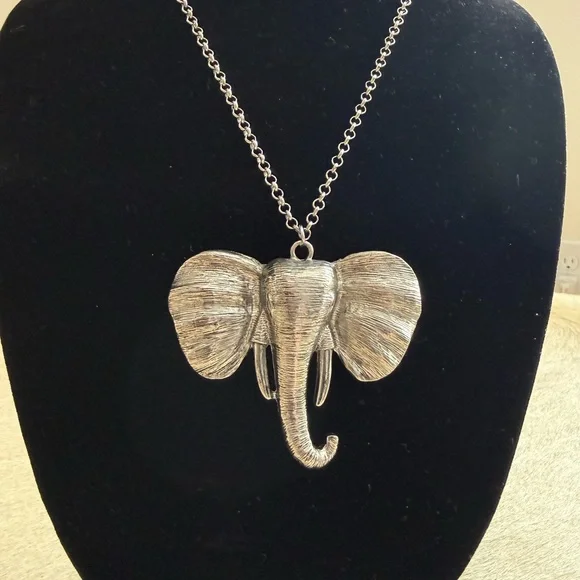 Silver Elephant Pendant Necklace - Picture 3 of 11